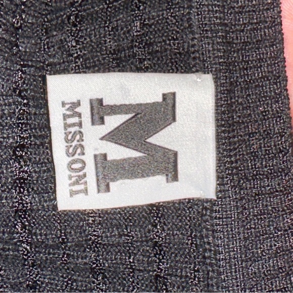 M Missoni Black Pointelle Knit Acrylic Wool Shell Tank Top 42 6 - Picture 4 of 6